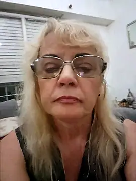 MatureElegantWidow online show from April 2026 01:01:02 AM