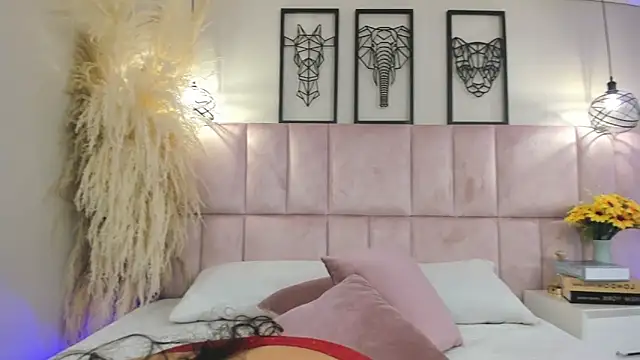 Vaithiare stone online show from April 2026 12:42:01 PM