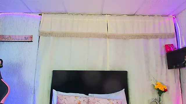 molly bick online show from June 2026 06:49:01 AM