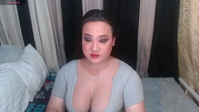 Freya Goddess online show from April 2026 12:05:01 AM