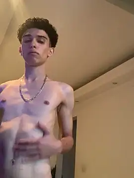 caiomateo online show from April 2026 09:02:01 PM