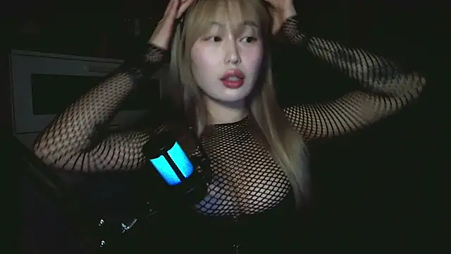 obeycarrienoona online show from April 2026 02:48:01 AM