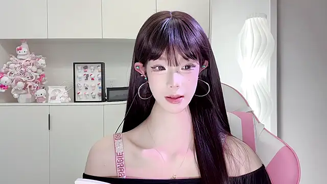 -Moonshine online show from April 2026 10:41:02 AM