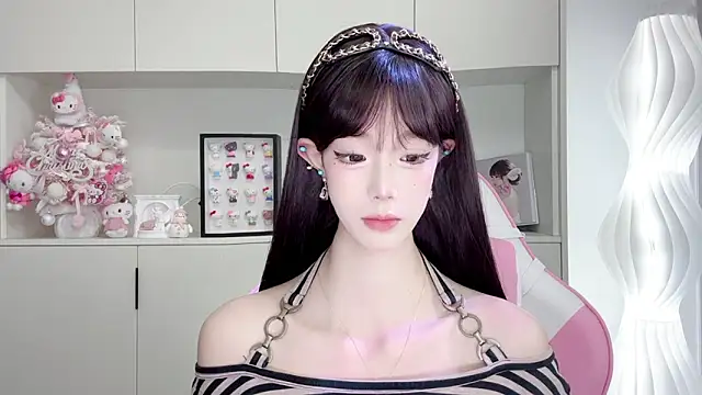 -Moonshine online show from April 2026 10:30:02 AM