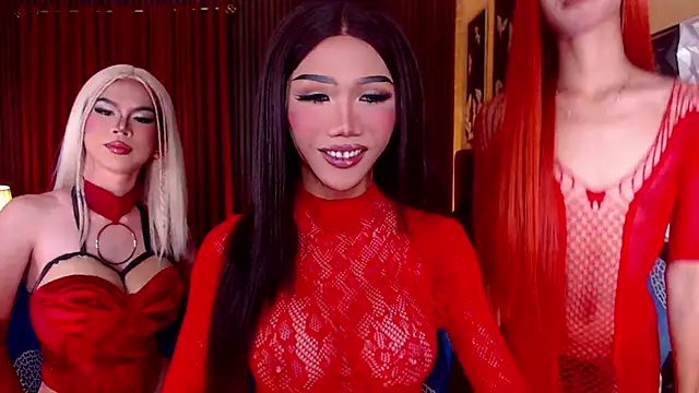 ThaliaSilvaTS online show from April 2026 08:25:02 PM