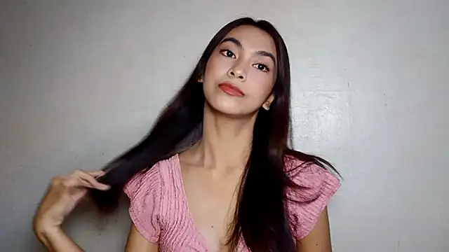 RosalindBrugler online show from April 2026 12:00:01 AM