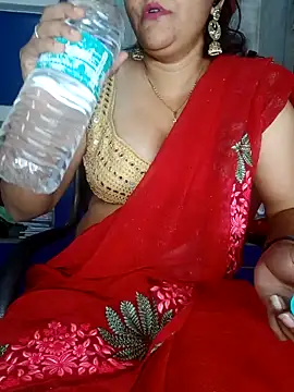 Riyashrma001 online show from April 2026 03:50:02 PM