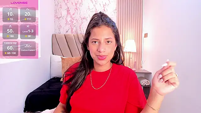 Atiena  online show from April 2026 09:39:33 PM