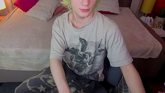 JameMilann online show from April 2026 07:45:01 AM