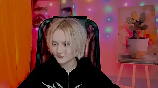 MicheleMarsh online show from April 2026 01:17:02 PM