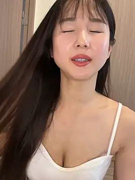 Hinako 0012 online show from June 2026 04:15:02 AM