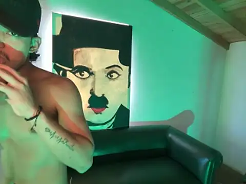 Cuteathleticboys online show from April 2026 08:53:01 PM