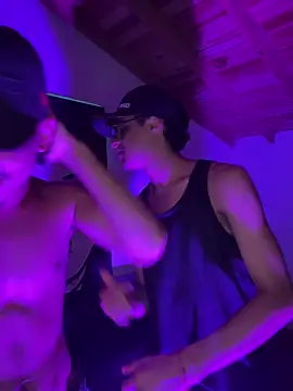 Cuteathleticboys online show from April 2026 10:26:02 PM