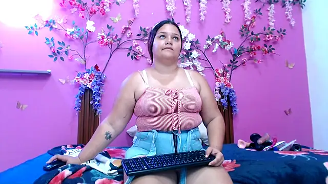 starfishanal21 online show from April 2026 07:19:01 PM