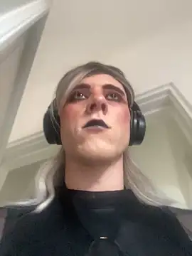 michelle310 online show from April 2026 04:55:02 PM