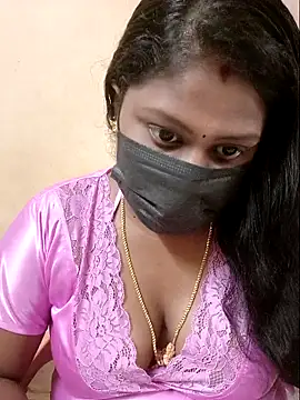 Romantic Woman online show from April 2026 06:13:02 PM