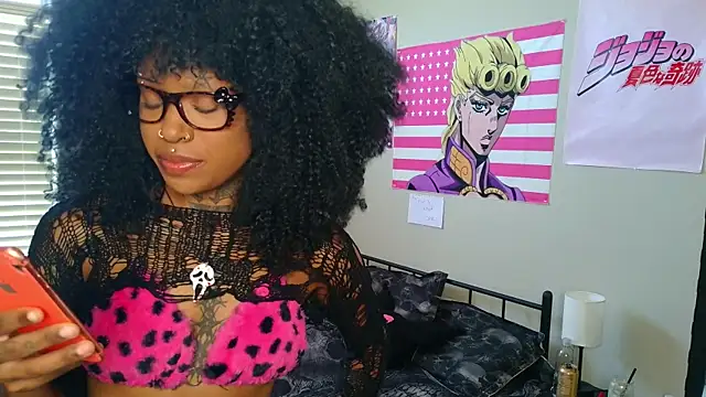 spookiebaddie online show from April 2026 06:09:01 PM