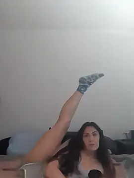 alwayswettt online show from April 2026 01:38:01 PM