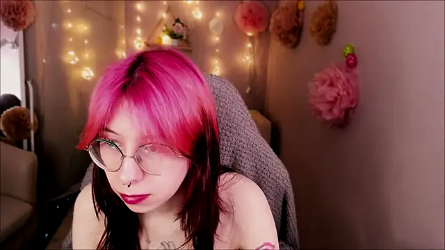 Alice Nyx online show from April 2026 08:42:02 PM