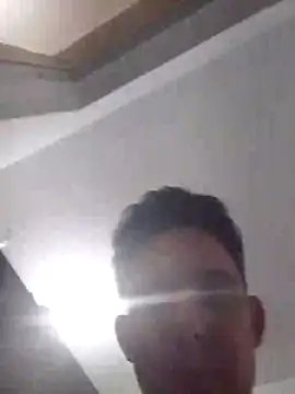 Roger1986  online show from April 2026 11:54:01 PM