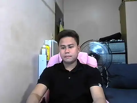Snapshot of tipsy_butter chatting on July 2026 07:36:02 AM tipsy butter online show from July 2026 07:36:02 AM
