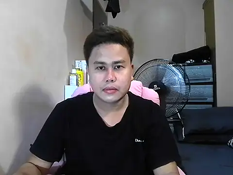 Snapshot of tipsy_butter chatting on July 2026 08:10:01 AM tipsy butter online show from July 2026 08:10:01 AM