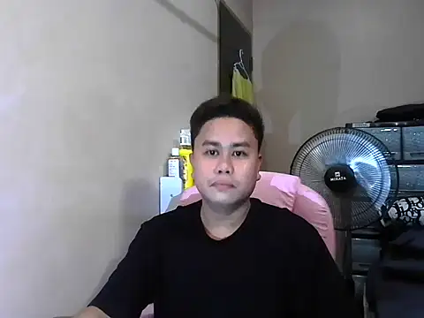 Snapshot of tipsy_butter chatting on July 2026 07:12:01 AM tipsy butter online show from July 2026 07:12:01 AM