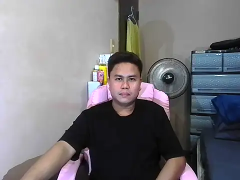 Snapshot of tipsy_butter chatting on July 2026 06:54:01 PM tipsy butter online show from July 2026 06:54:01 PM