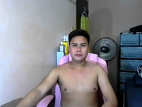 Snapshot of tipsy_butter chatting on July 2026 04:13:01 PM tipsy butter online show from July 2026 04:13:01 PM