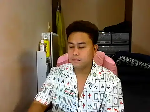 Snapshot of tipsy_butter chatting on July 2026 02:16:01 AM tipsy butter online show from July 2026 02:16:01 AM