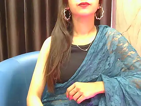 sweeet-Doll online show from April 2026 05:10:01 AM