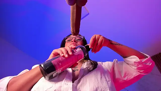 Ravencroxx online show from April 2026 12:17:02 PM