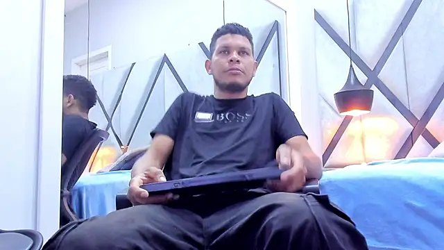 NohaBrooks online show from April 2026 12:52:02 PM