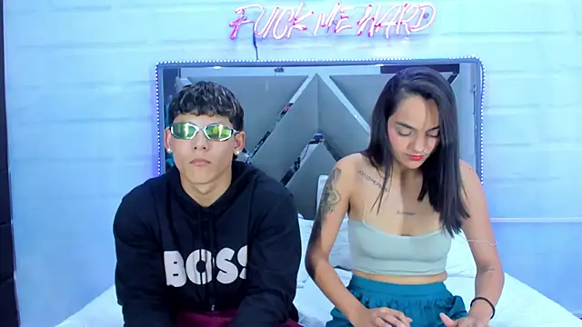 EndlessTwo online show from April 2026 06:14:02 PM