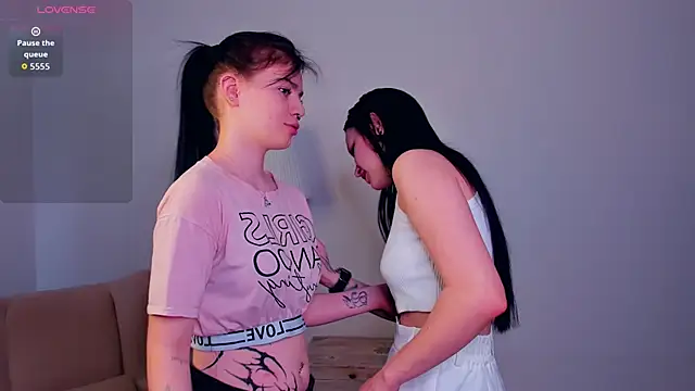 CindyPoster online show from April 2026 05:41:01 AM