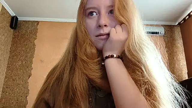 KateVibe 01 online show from April 2026 10:54:02 PM