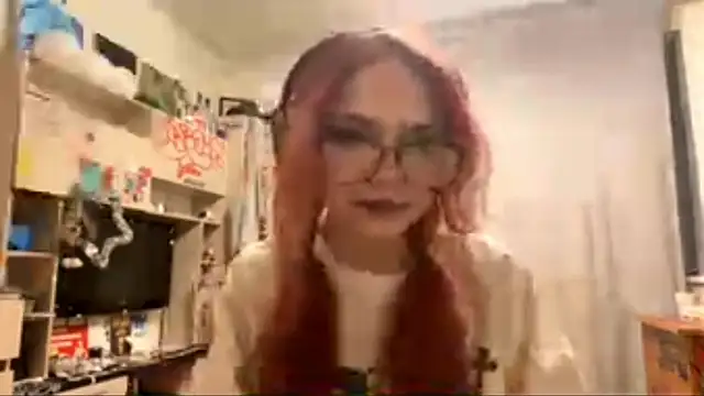 RedHeadCat online show from April 2026 10:01:02 PM