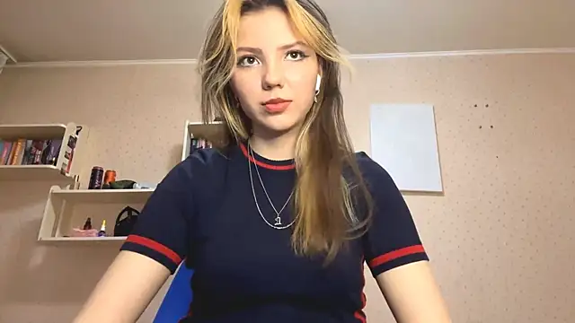 KeliVerde online show from April 2026 06:13:02 PM