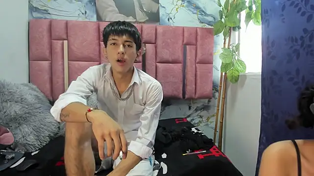 keily and carty online show from April 2026 12:44:02 PM