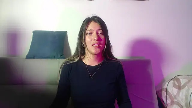 hannajonnes1 online show from April 2026 01:17:02 AM