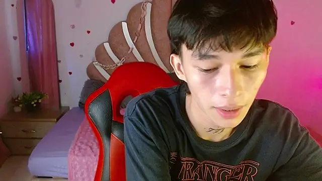 Marco fox723 online show from April 2026 06:24:02 PM