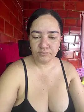 Snapshot of Fresita-12 chatting on May 2026 07:11:01 PM Fresita-12 online show from May 2026 07:11:01 PM