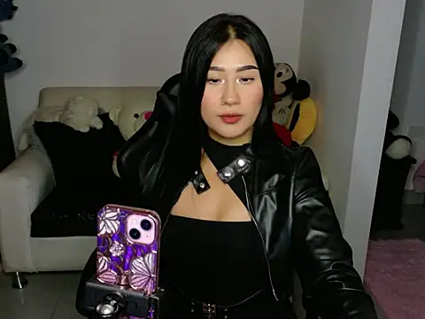 EvelynLeen  online show from April 2026 08:09:02 PM