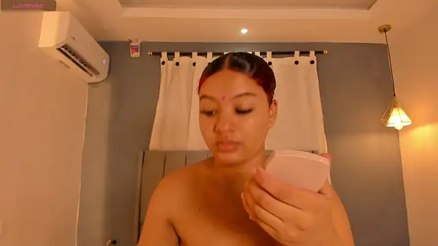 sweetkimmie  online show from April 2026 11:14:02 AM