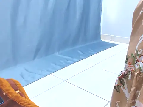 ChocolateClitt online show from April 2026 12:40:02 PM