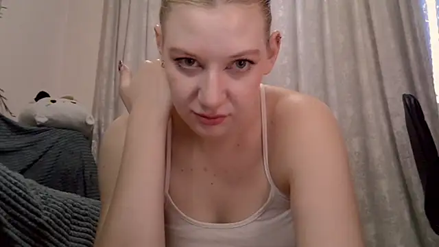 Snapshot of earn_my_lily chatting on May 2026 09:16:02 AM earn my lily online show from May 2026 09:16:02 AM