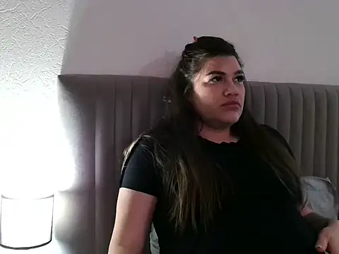 miss preggie online show from April 2026 08:42:02 PM