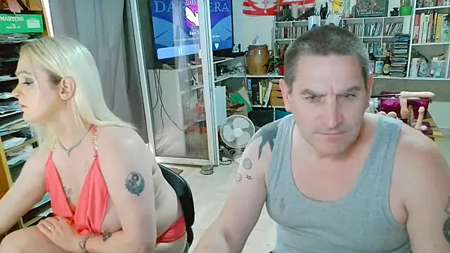 Snapshot of teddythebeer86 chatting on June 2026 01:53:02 PM teddythebeer86 online show from June 2026 01:53:02 PM
