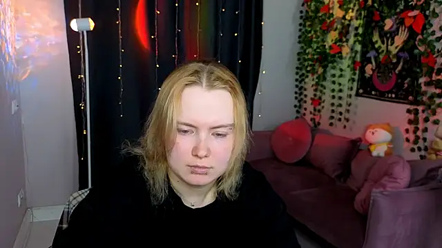 FionaxRider  online show from April 2026 11:07:02 PM