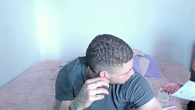 dream party 4U online show from April 2026 08:09:02 PM